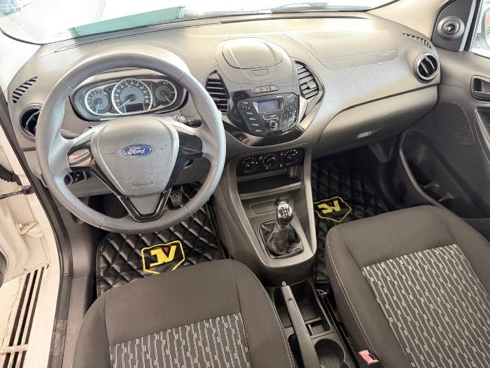 FORD KA SE SEDAN PLUS 1.5