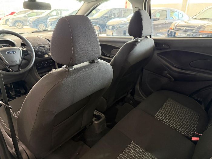 FORD KA SE SEDAN PLUS 1.5