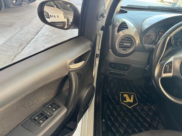 FIAT PALIO ESSENCE 1.6