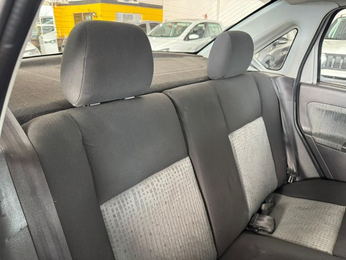 FORD FIESTA SEDAN 1.6 