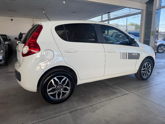 FIAT PALIO ESSENCE 1.6