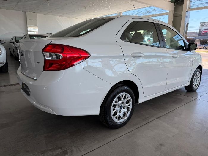 FORD KA SE SEDAN PLUS 1.5