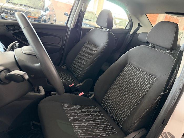 FORD KA SE SEDAN PLUS 1.5
