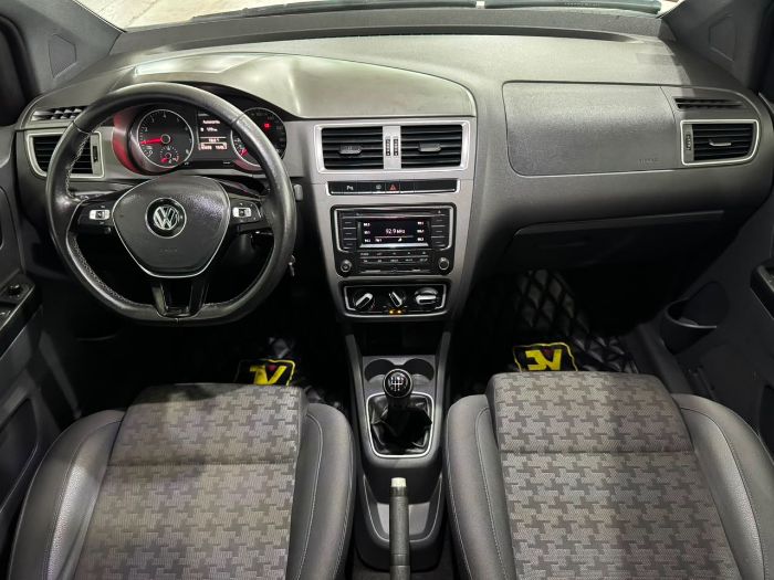 VOLKSWAGEN FOX TRACK 1.0
