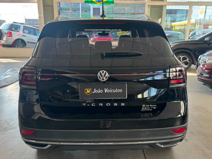 VOLKSWAGEN T-CROSS HIGHLINE TSI 1.4