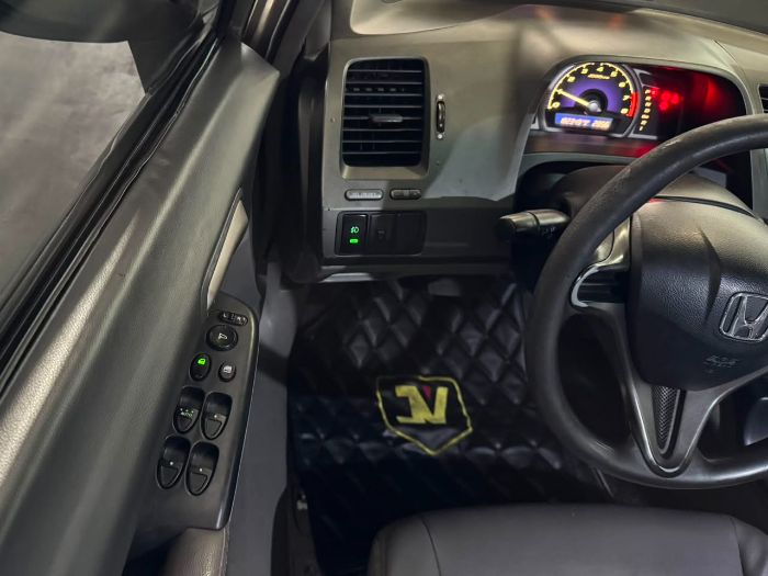 HONDA CIVIC LXS 1.8