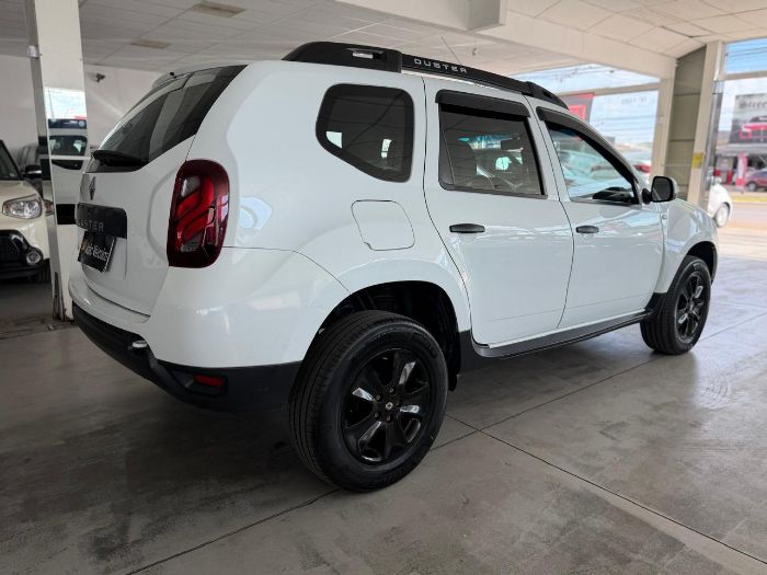 RENAULT DUSTER AUTHENTIQUE 1.6