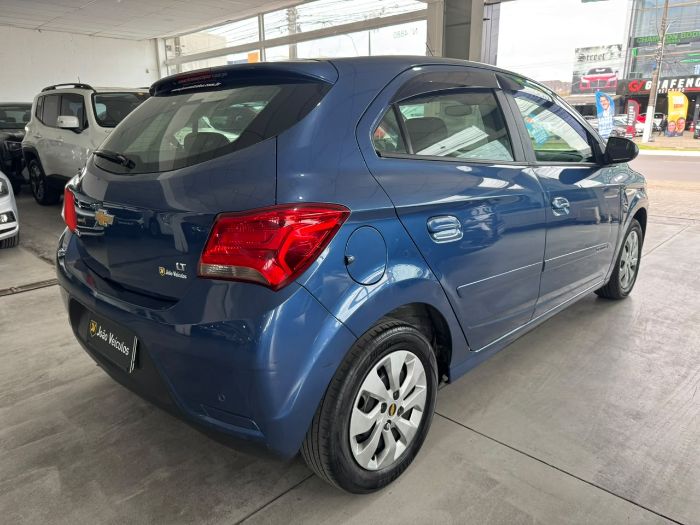 CHEVROLET ONIX HATCH LT 1.0