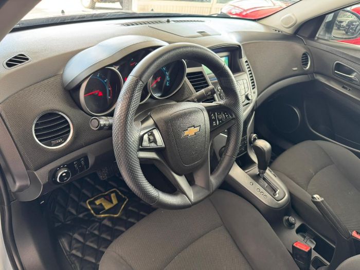 CHEVROLET CRUZE LT NB 1.8