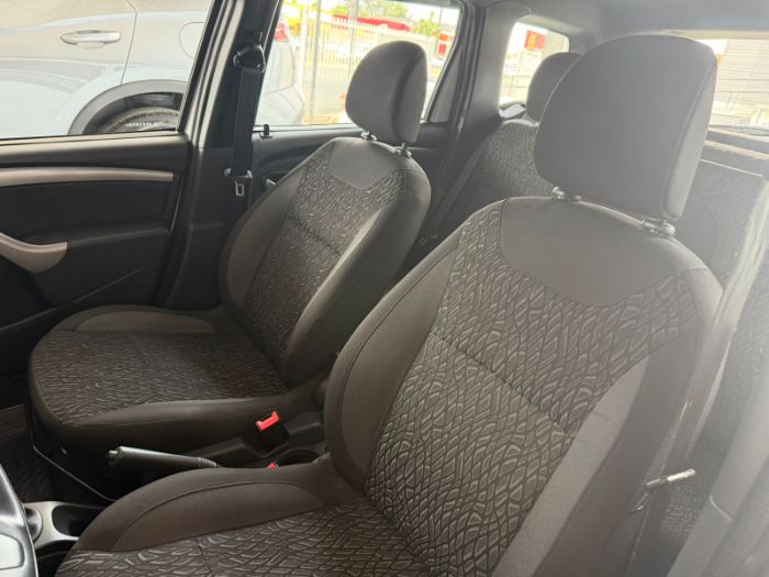 RENAULT DUSTER AUTHENTIQUE 1.6