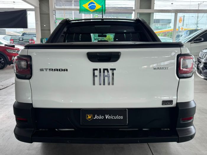 FIAT STRADA RANCH TURBO AT 1.0