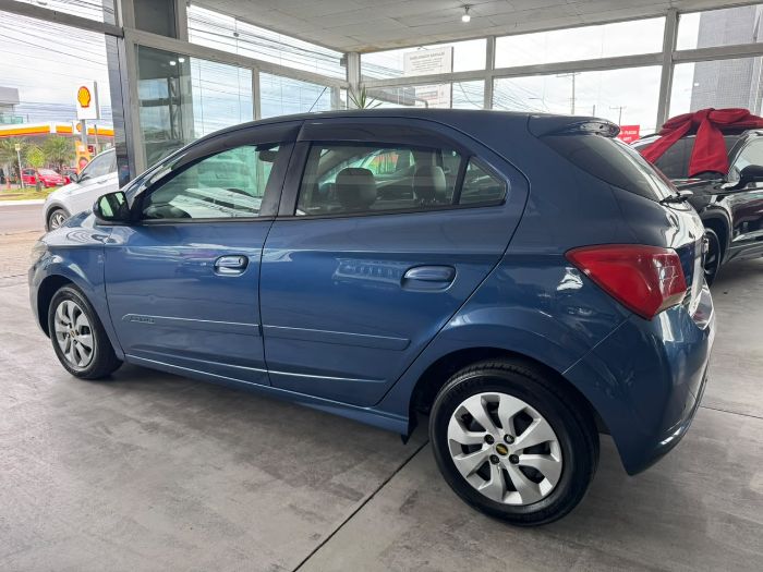 CHEVROLET ONIX HATCH LT 1.0