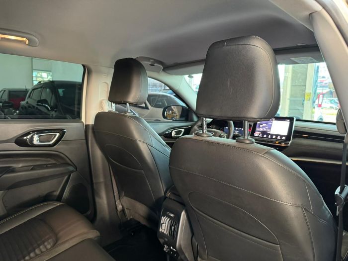 JEEP COMMANDER LIMITED T270 1.3