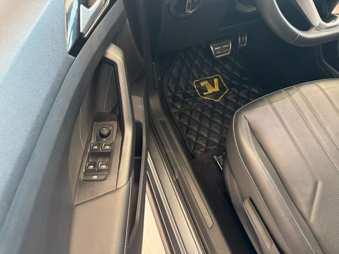 VOLKSWAGEN T-CROSS HIGHLINE TSI 1.4