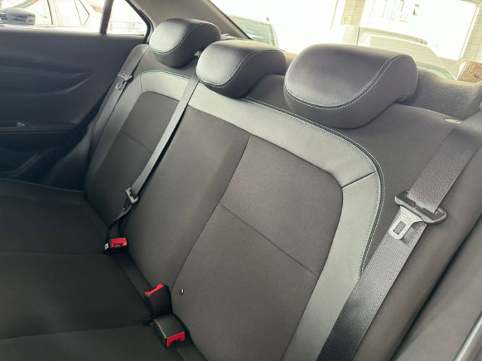 CHEVROLET ONIX PLUS JOY 1.0