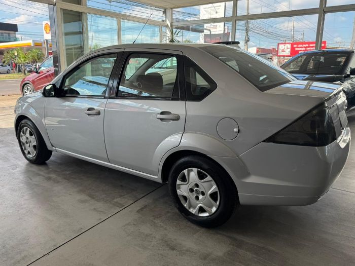 FORD FIESTA SEDAN 1.6 