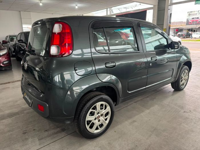 FIAT UNO VIVACE Celeb. 1.0 