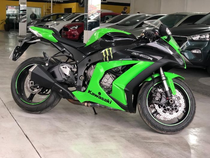 KAWASAKI NINJA ZX 10R 1000CC