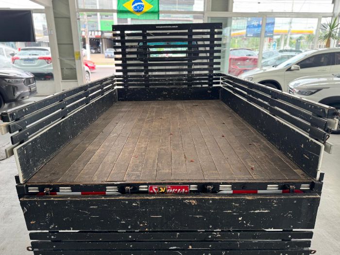 KIA BONGO K-2500 2.5 4x2 TBD