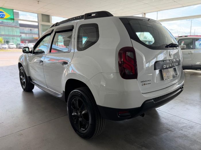 RENAULT DUSTER AUTHENTIQUE 1.6