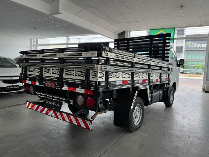 KIA BONGO K-2500 2.5 4x2 TBD