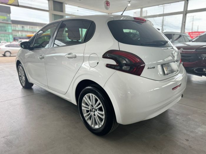 PEUGEOT PEUGEOT 208 ALLURE 1.2