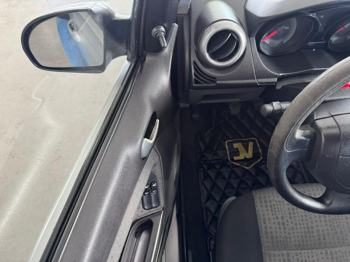 FORD FIESTA SEDAN 1.6 