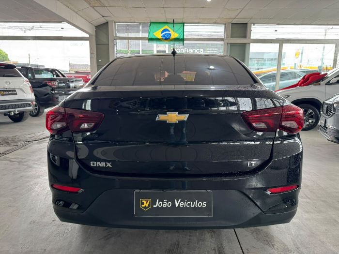 CHEVROLET ONIX PLUS 10MT LT