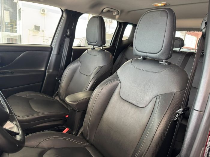 JEEP RENEGADE LNGTD AT 1.8