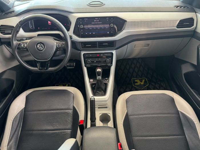 VOLKSWAGEN T-CROSS HIGHLINE TSI 1.4