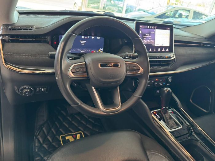 JEEP COMMANDER LIMITED T270 1.3