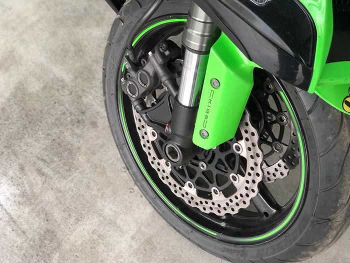 KAWASAKI NINJA ZX 10R 1000CC