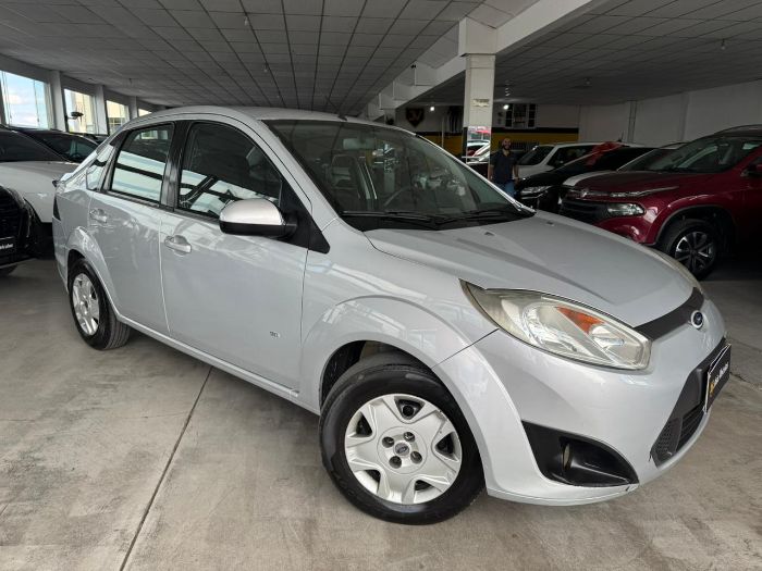 FORD FIESTA SEDAN 1.6 