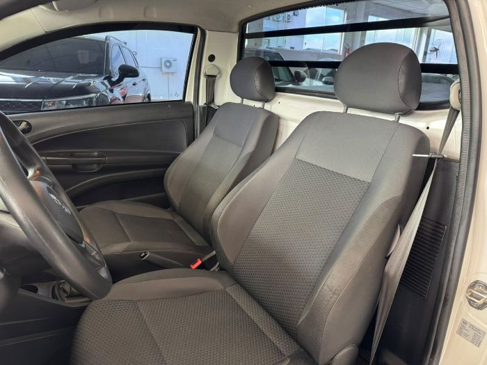 VOLKSWAGEN SAVEIRO CS ROBUST 1.6
