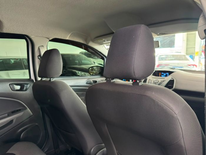 FORD ECOSPORT SE 1.6
