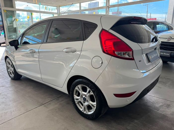 FORD FIESTA NEW SEL HATCH 1.6