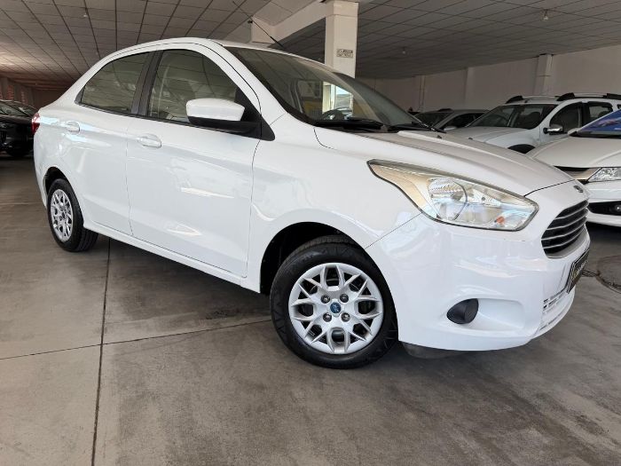 FORD KA SE SEDAN PLUS 1.5